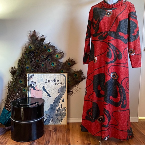 Vintage Dresses & Skirts - Venus Original shimmery red black long maxi dress